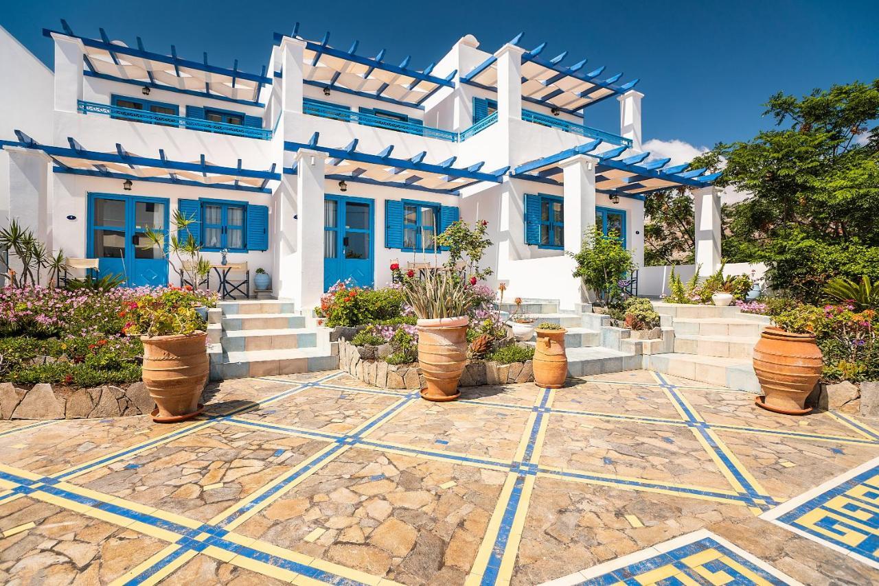 Livadia Beach Suite Exteriör bild