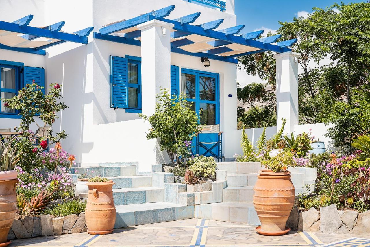 Livadia Beach Suite Exteriör bild